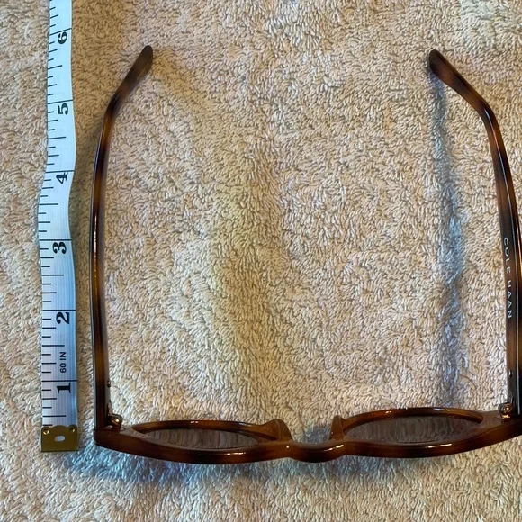 Cole Haan Tortoise Look sunglasses - Picture 4 of 5